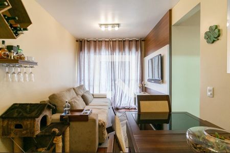 Sala de apartamento à venda com 2 quartos, 51m² em Vila Dionisia, São Paulo