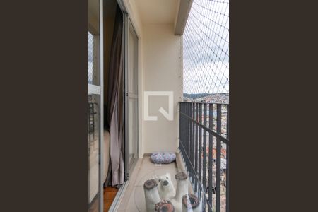 Apartamento à venda com 51m², 2 quartos e 1 vaga Apartamento à venda com 51m², 2 quartos e 1 vagaVaranda