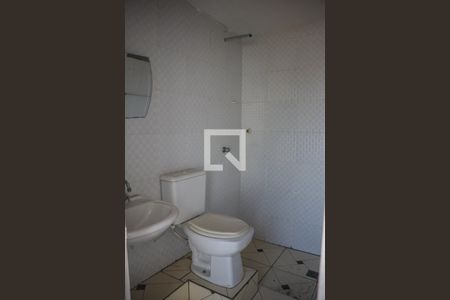 Casa para alugar com 165m², 2 quartos e 6 vagasBanheiro 2