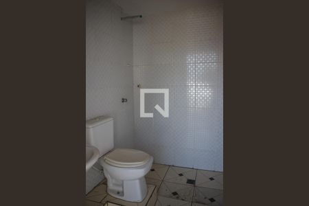 Casa para alugar com 165m², 2 quartos e 6 vagasBanheiro 2