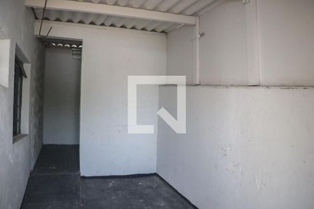 Casa para alugar com 165m², 2 quartos e 6 vagasEdícula