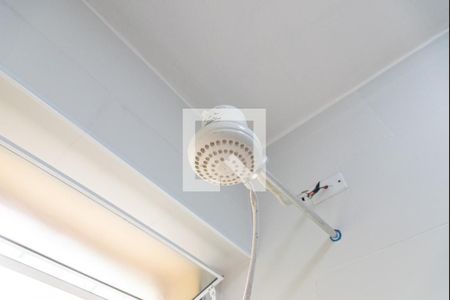 Casa à venda com 144m², 4 quartos e sem vagaChuveiro