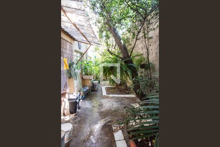 Casa à venda com 144m², 4 quartos e sem vagaQuintal