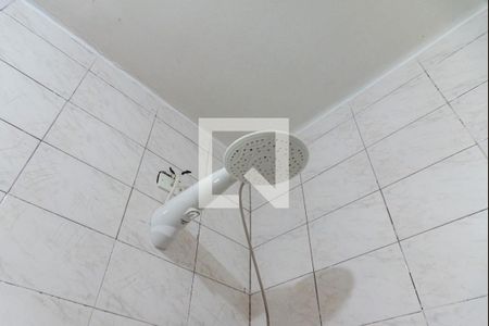 Casa à venda com 144m², 4 quartos e sem vagaChuveiro