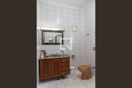 Casa à venda com 144m², 4 quartos e sem vagaBanheiro