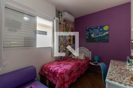 Casa à venda com 191m², 3 quartos e 4 vagasSuíte 2