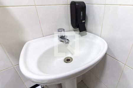 Casa à venda com 191m², 3 quartos e 4 vagasBanheiro de Serviço 