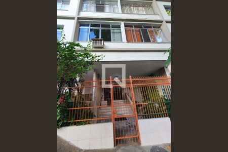 Apartamento à venda com 88m², 3 quartos e 1 vaga Apartamento à venda com 88m², 3 quartos e 1 vagaFachada