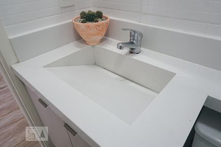 Apartamento à venda com 40m², 2 quartos e sem vagaBanheiro