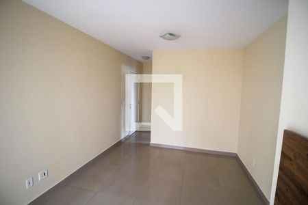 Sala de Estar de apartamento à venda com 3 quartos, 63m² em Vila Moreira, São Paulo