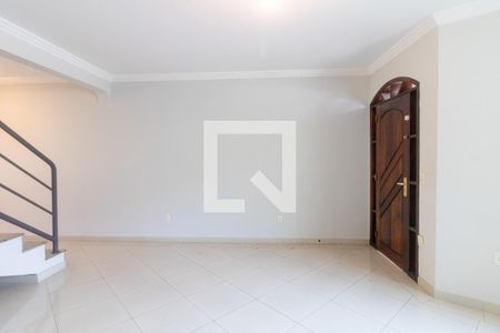 Sala de casa para alugar com 3 quartos, 220m² em Jardim Las Vegas, Santo André