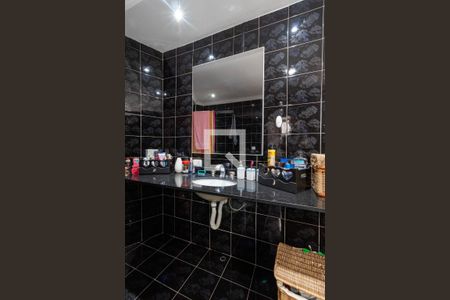 Casa à venda com 130m², 3 quartos e 1 vaga Casa à venda com 130m², 3 quartos e 1 vagaBanheiro da Suíte 1