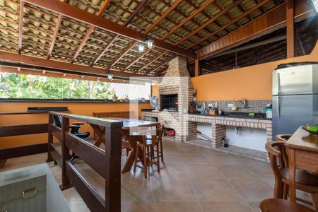 Casa à venda com 130m², 3 quartos e 1 vaga Casa à venda com 130m², 3 quartos e 1 vagaÁrea de Lazer