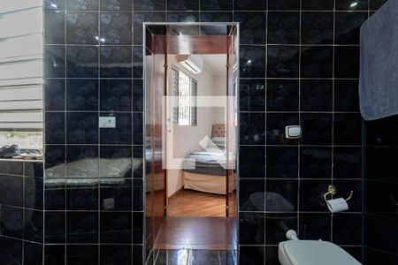 Casa à venda com 130m², 3 quartos e 1 vaga Casa à venda com 130m², 3 quartos e 1 vagaSuíte 1 - Entrada Banheiro