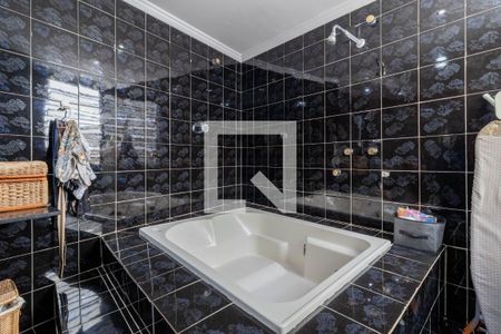 Casa à venda com 130m², 3 quartos e 1 vaga Casa à venda com 130m², 3 quartos e 1 vagaBanheiro da Suíte 1