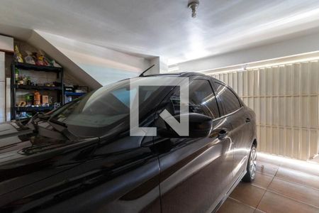 Casa à venda com 130m², 3 quartos e 1 vaga Casa à venda com 130m², 3 quartos e 1 vagaGaragem