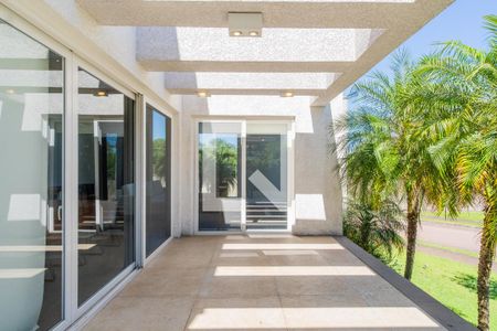 Casa de condomínio à venda com 250m², 3 quartos e 2 vagas Casa de condomínio à venda com 250m², 3 quartos e 2 vagasQuintal