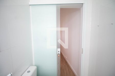 Apartamento à venda com 55m², 1 quarto e sem vaga Apartamento à venda com 55m², 1 quarto e sem vagaBanheiro