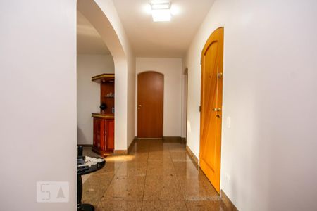 Entrada de apartamento à venda com 4 quartos, 224m² em Vila Madalena, São Paulo