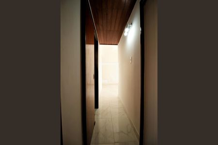 Corredor de apartamento à venda com 2 quartos, 50m² em Todos Os Santos, Rio de Janeiro