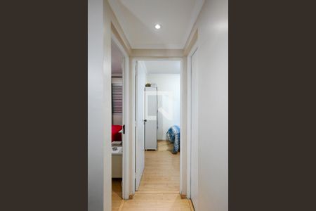 Corredor de apartamento à venda com 2 quartos, 54m² em Jardim Celeste, São Paulo