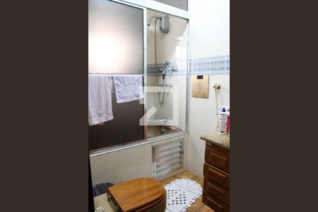 Casa à venda com 160m², 5 quartos e 2 vagasBanheiro da Suíte 1