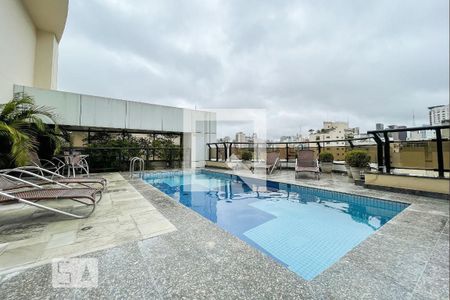 Apartamento à venda com 28m², 1 quarto e 1 vaga Piscina