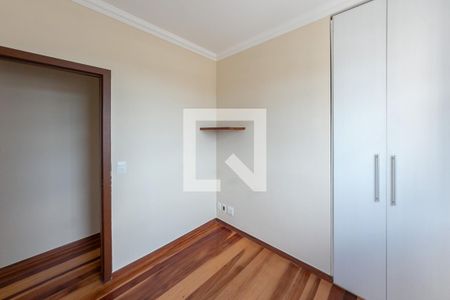 Quarto 1 de apartamento para alugar com 3 quartos, 94m² em Buritis, Belo Horizonte