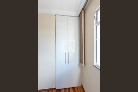 Quarto 1 de apartamento para alugar com 3 quartos, 94m² em Buritis, Belo Horizonte