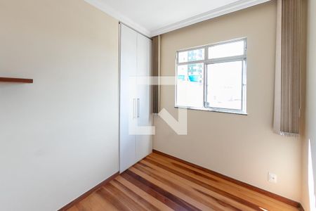 Quarto 1 de apartamento para alugar com 3 quartos, 94m² em Buritis, Belo Horizonte