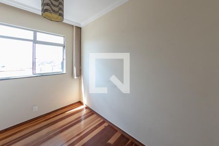 Quarto 2 de apartamento para alugar com 3 quartos, 94m² em Buritis, Belo Horizonte