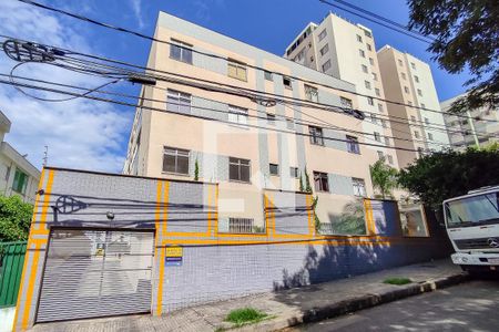 Apartamento para alugar com 94m², 3 quartos e 2 vagasFachada