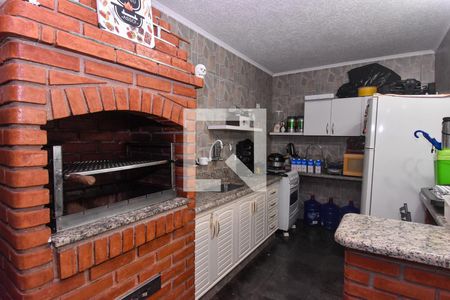 Casa à venda com 300m², 4 quartos e 8 vagas Casa à venda com 300m², 4 quartos e 8 vagasChurrasqueira