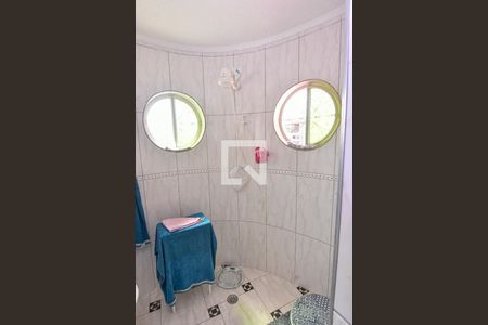 Casa à venda com 300m², 4 quartos e 8 vagas Casa à venda com 300m², 4 quartos e 8 vagasBanheiro da Suíte 1