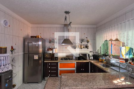 Casa à venda com 300m², 4 quartos e 8 vagas Casa à venda com 300m², 4 quartos e 8 vagasCozinha