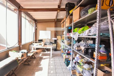 Casa à venda com 300m², 4 quartos e 8 vagas Casa à venda com 300m², 4 quartos e 8 vagasSalão de Festas