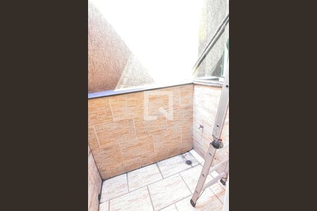 Casa à venda com 300m², 4 quartos e 8 vagas Casa à venda com 300m², 4 quartos e 8 vagasSacada