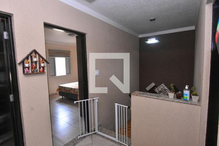 Casa à venda com 300m², 4 quartos e 8 vagas Casa à venda com 300m², 4 quartos e 8 vagasSala