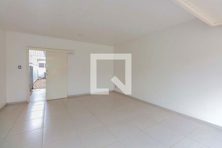 Casa à venda com 220m², 4 quartos e 3 vagas Casa à venda com 220m², 4 quartos e 3 vagasGaragem