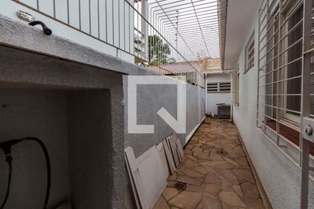 Casa à venda com 220m², 4 quartos e 3 vagas Casa à venda com 220m², 4 quartos e 3 vagasÁrea externa