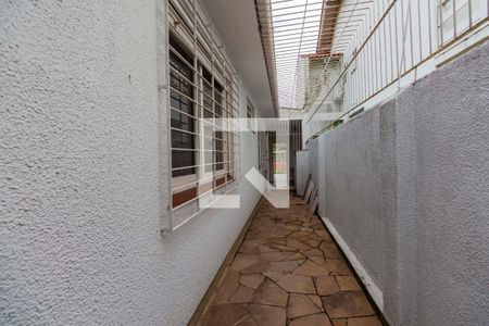 Casa à venda com 220m², 4 quartos e 3 vagas Casa à venda com 220m², 4 quartos e 3 vagasÁrea externa