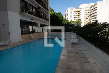 Apartamento à venda com 130m², 3 quartos e 1 vagaPiscina