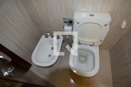 Apartamento à venda com 130m², 3 quartos e 1 vagaBanheiro do Quarto 2