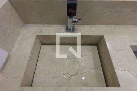 Banheiro de apartamento à venda com 2 quartos, 42m² em Jardim Novo Taboão, São Paulo