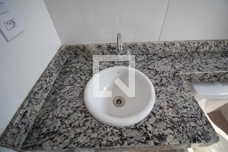 Banheiro - Torneira de apartamento para alugar com 1 quarto, 30m² em Vila Mafra, São Paulo