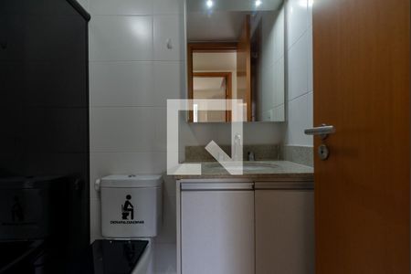 Apartamento à venda com 88m², 2 quartos e 1 vagaBanheiro Social