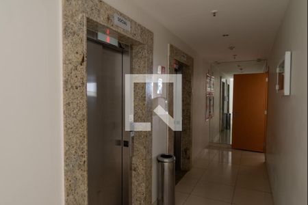 Apartamento à venda com 88m², 2 quartos e 1 vagaHall