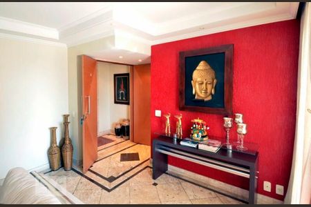 Apartamento à venda com 190m², 4 quartos e 4 vagasÁrea Comum