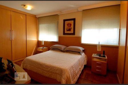 Apartamento à venda com 190m², 4 quartos e 4 vagasQuarto