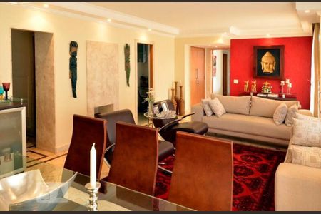 Apartamento à venda com 190m², 4 quartos e 4 vagasSala